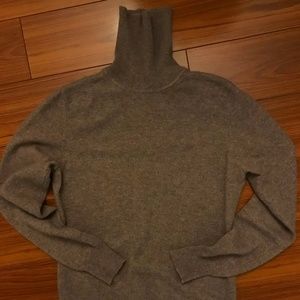 Cashmere turtleneck